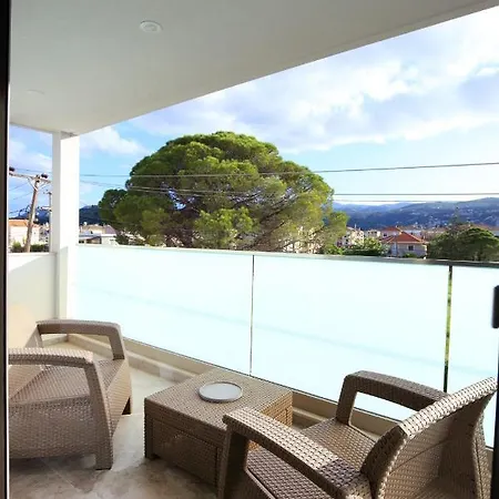 Carabella 1 * Lefkada City